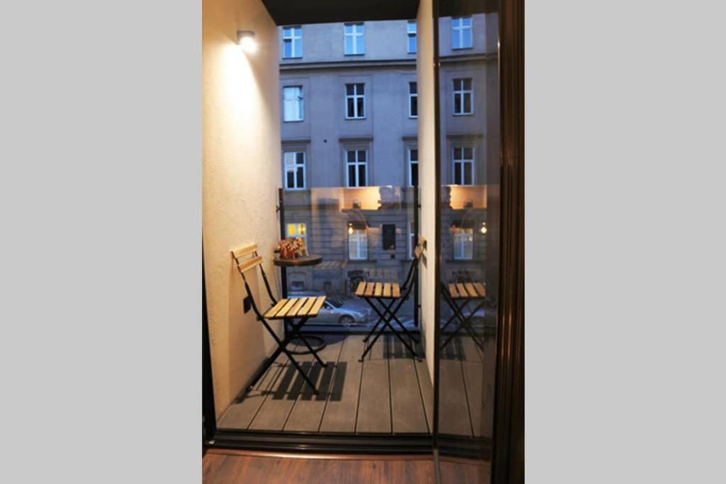 Boutique 109 - Old City, Luxury Apt. With A Garage 克拉科夫 外观 照片